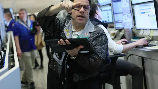 周五美股温和高开;油价回调缓解压力,宏观数据揭示经济隐忧。 股票财经 周五美股温和高开;油价回调缓解压力,宏观数据揭示经济隐忧。 股票财经 周五美股温和高开;油价回调缓解压力,宏观数据揭示经济隐忧。 股票财经