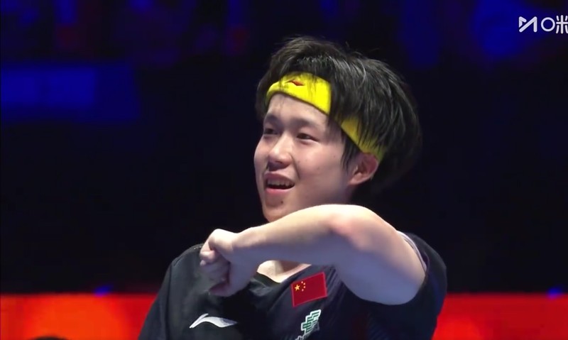  绝境逆转的技术密码：拆解王楚钦1-3落后下的三局连胜战术体系 体育新闻