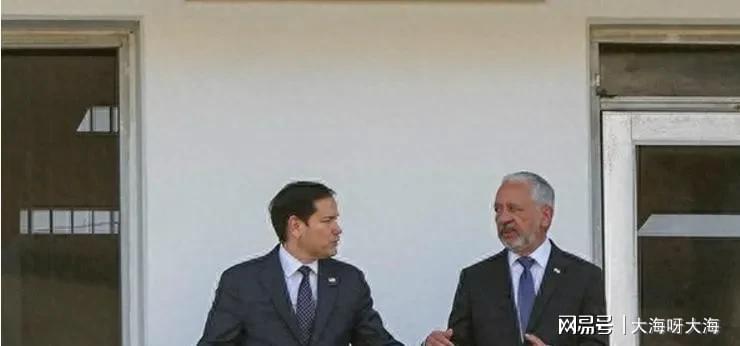 从法律文本到港口数据：巴拿马运河接管事件的多维解析 新闻